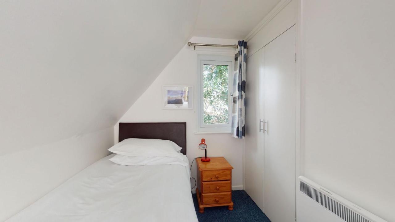 헤일 37 Trevithick Court, Tolroy Manor 빌라 외부 사진